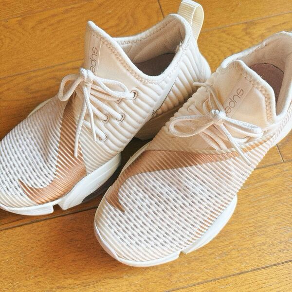 NIKE スニーカー Superrep ピンクゴールド レディース 22cm