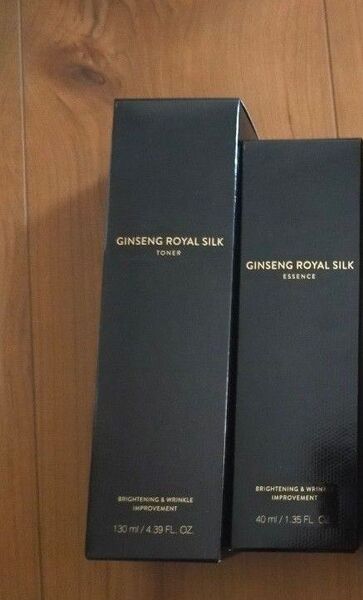 新品 ジンセンロイヤルシルク トナー エッセンス