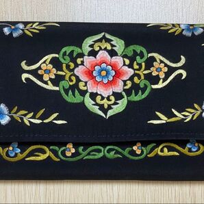 中国土産 シルク製刺繍クラッチバッグ