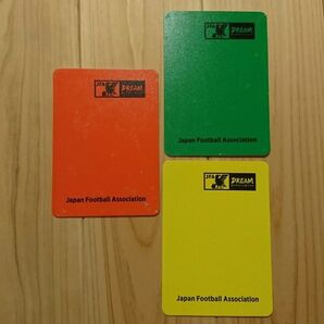 イエローカード、レッドカード、グリーンカード
