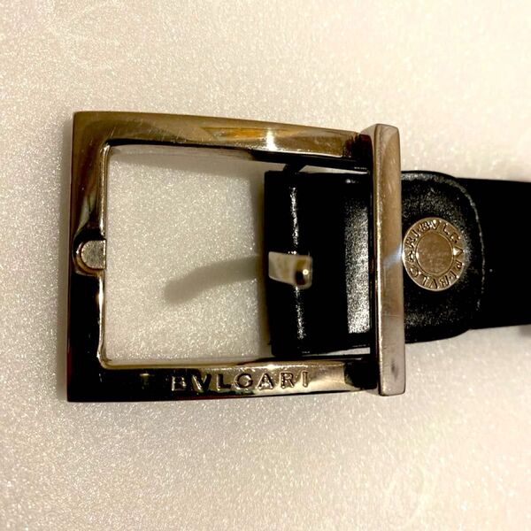 BVLGARI ブルガリ 本革ベルト 黒 約85センチ本物やや小傷など経年劣化あり レザーベルト 本革 ベルト