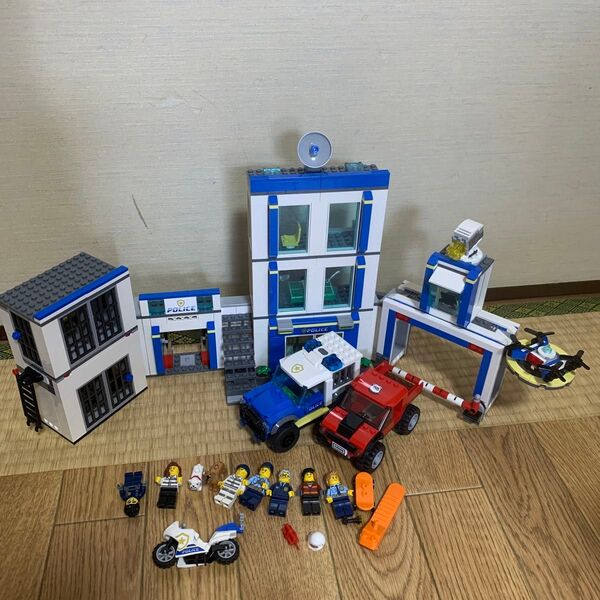 LEGO レゴ CITY ポリスステーション 60246 現状品