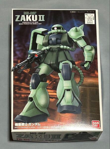 FG 1/144 MS-06F ザクII プラモデル MS-06F バンダイ 機動戦士ガンダム