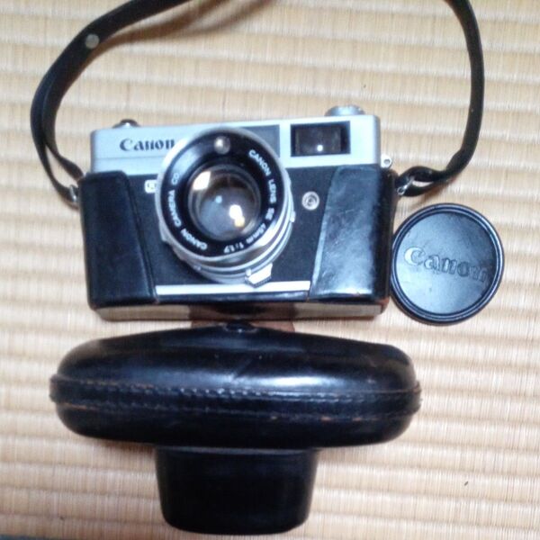Canon Canonet QL17 レンジファインダーカメラ
