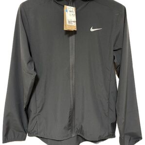 NIKE ウインドブレーカー☆新品☆