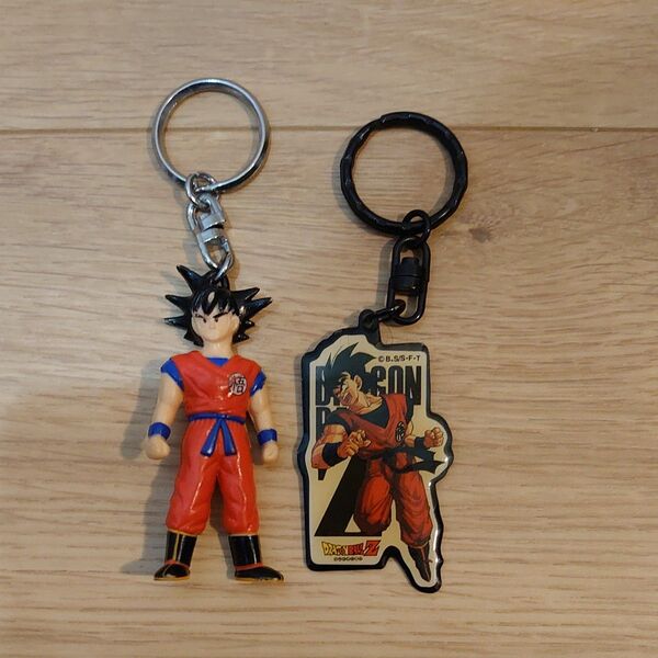 ドラゴンボールレトロキーホルダー2個セット