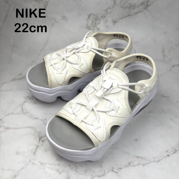 【美品】NIKE ナイキ エアマックスココ 22 厚底 サンダル ホワイト 白 ホワイト系