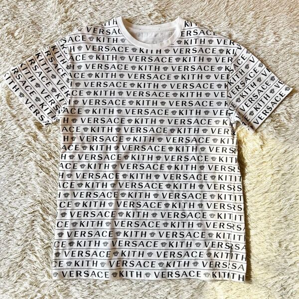 希少 ヴェルサーチ KITHコラボ Tシャツ モノグラム ロゴ総柄 メデューサ 半袖カットソー M相当 コットン ホワイト メンズ