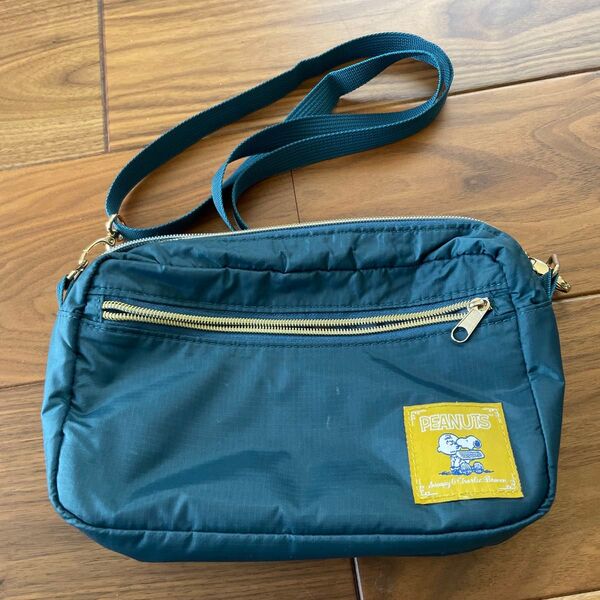 ショルダーバッグ PEANUTS スヌーピー ポケット ピーナッツ フェリシモ