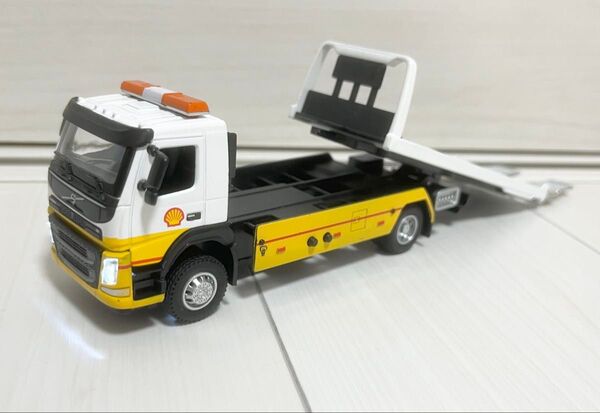 GW価格《新品》VOLVO 花見台 自動車 積載車 ミニカー