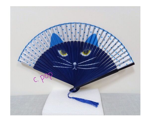 アジアン雑貨 猫 扇子 和柄 黒猫 にゃんこ ドット柄 うちわ
