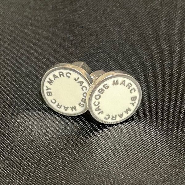 マークバイマークジェイコブス ピアス