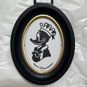 【新品・未使用】期間限定☆ドナルドパルパルーザ 切り絵・壁飾り キングドナルド ドナパル