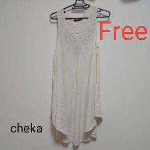 刺繍入りノースリーブトップス ホワイト cheka インド製