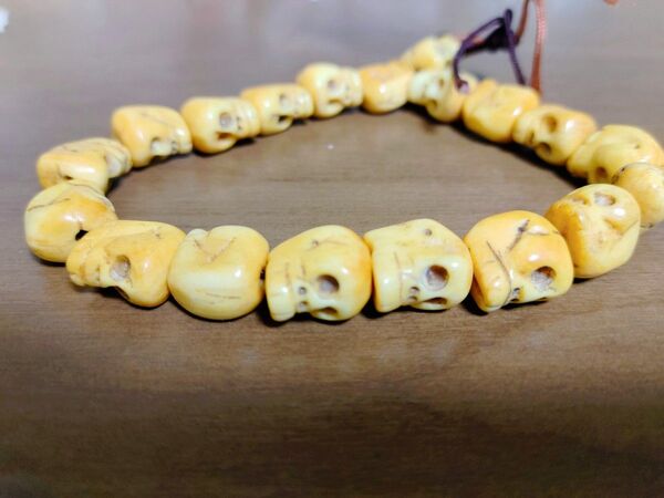 唯一無二の逸品!歯 髑髏彫刻 ブレスレット アフリカ 魔除け お守り