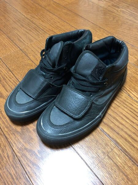 VANS SYNDICATE MOUNTAIN EDITION
