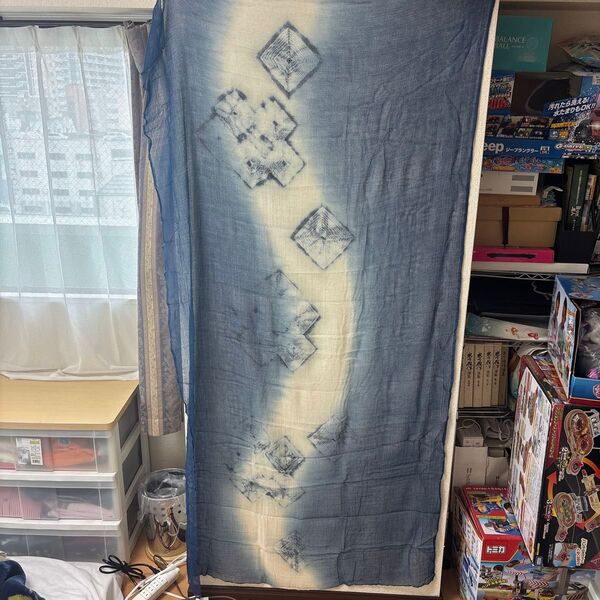 【超希少・未使用品】絹 秋山眞和 綾の手紬 藍染(宮崎県)のストール100cm×180cm、箱、各種説明書同封 着物なら100万超