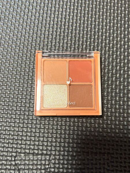 ロムアンドべターザンアイズ M01 ドライアップルブロッサム