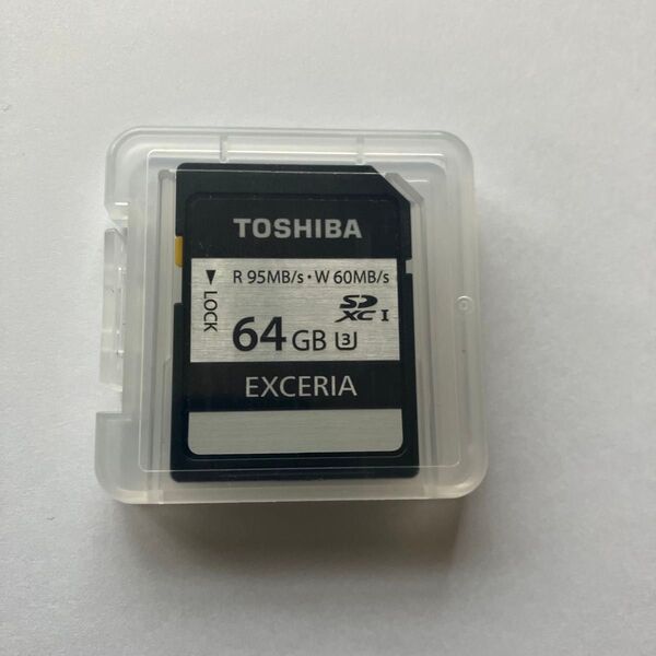中古品TOSHIBA SDXCカード 64GB Class10 UHS-I