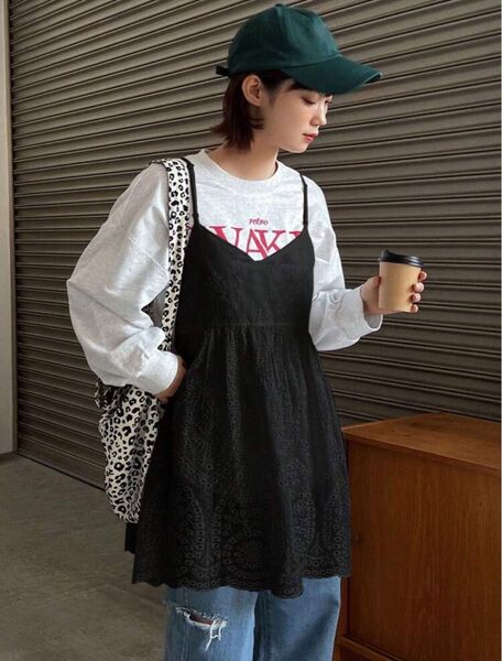 ★スカラップレース キャミソールワンピース XL★黒 刺繍 ノースリーブ 新品未使用