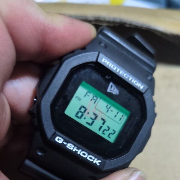 カシオCASIO G-SHOCK DW-5600VT ニューエラコラボ(ベゼルベルトカスタム)