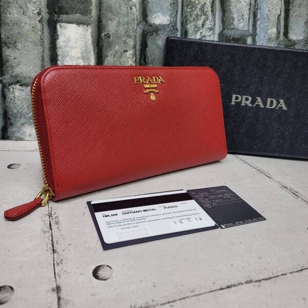 美品 正規品 PRADA サフィアーノ レッド 1ML506 プラダ財布