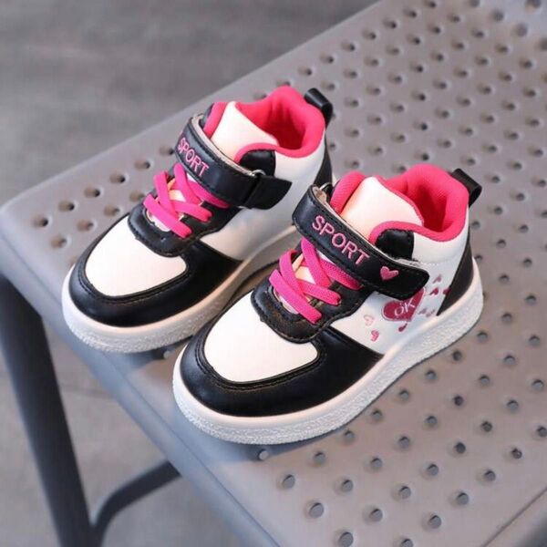 SHEIN 女の子用靴 ベビーシューズ ベビースニーカー 13cm