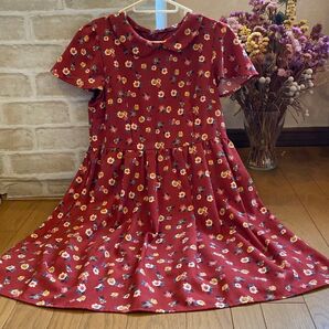 ★美品 earth music ecology 花柄 レンガ色 ワンピース フレンチスリーブ Sサイズ