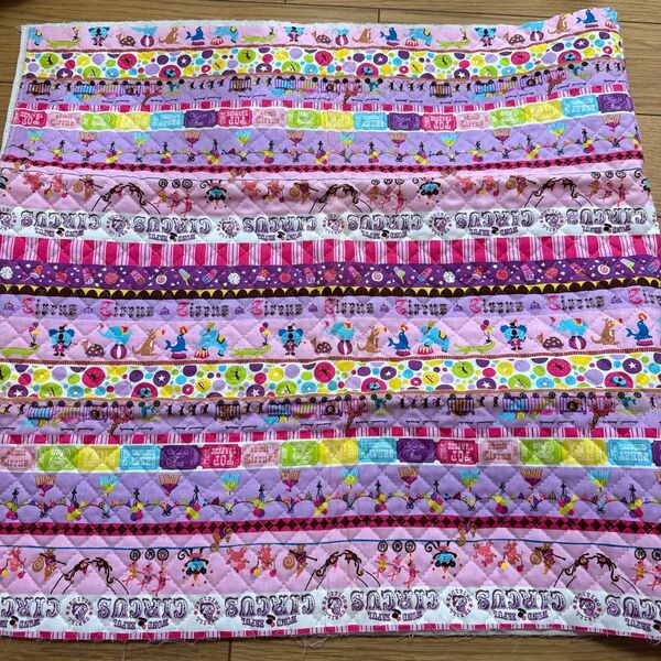 生地 キルティング サーカス柄 布 ハンドメイド