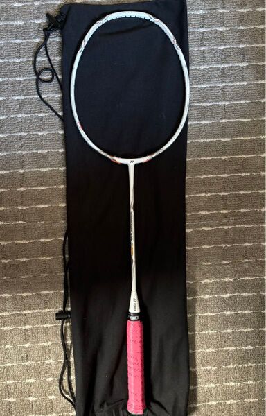 VOLTRIC 70 E-tune「ボルトリック70 Eチューン」 YONEX ヨネックス 4UG4