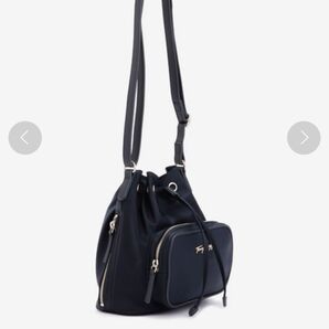 TOMMY HILFIGER バケットショルダーバッグ