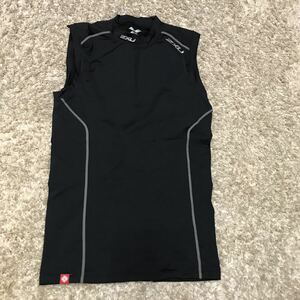 超お値打ち出品　2XU Men's モックネックスリーブレスコンプレッションウエア Lサイズ　新品未使用品