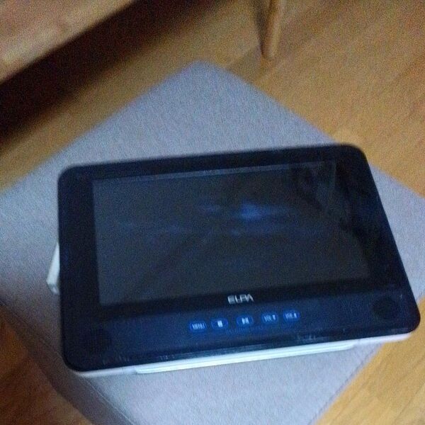 ポータブルテレビ ELPA ADK-BPD1011TV
