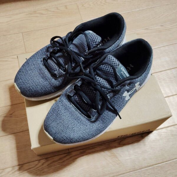 UNDER ARMOUR アンダーアーマー CHARGED PURSUIT ブラック 25.5cm