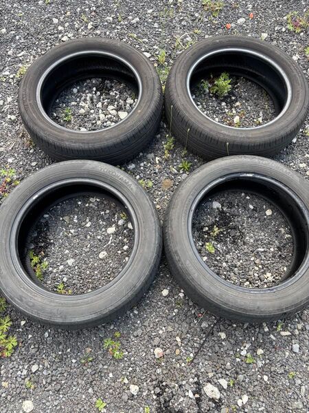 YOKOHAMA 175/60R16サイズのタイヤ4本セット。
