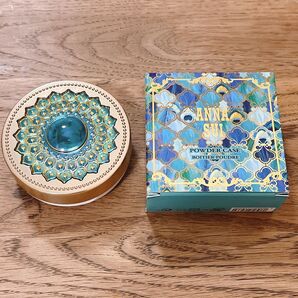 【新品未使用】ANNA SUI パウダーケース