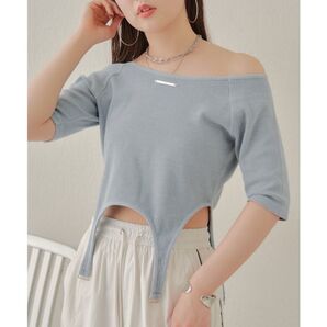 新品【Chico】オフショルピグメントガーターT