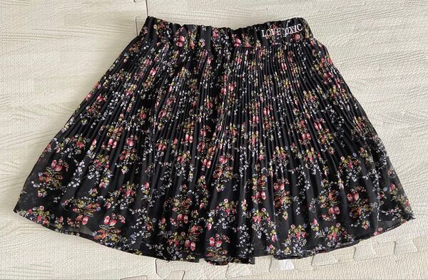 LOVETOXIC スカパン 140cm