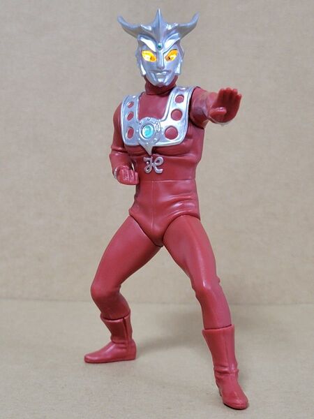 ウルトラマン アルティメットルミナス ウルトラマンレオ ルミナスユニット付(台座欠品)