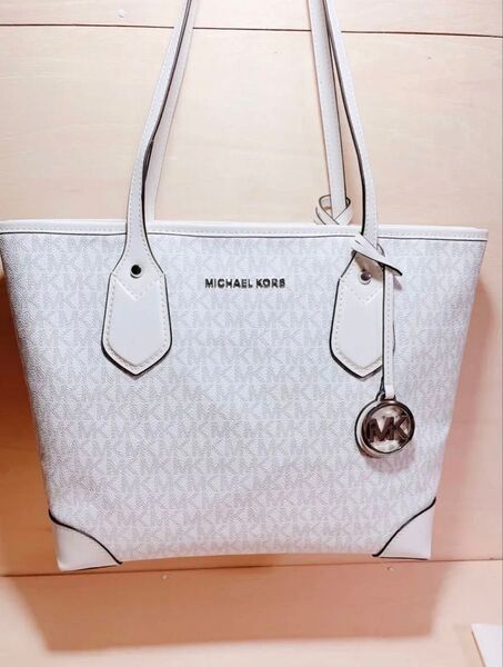 マイケルコース MICHEAL KORS レザー トートバッグ ホワイト MK柄 モノグラム