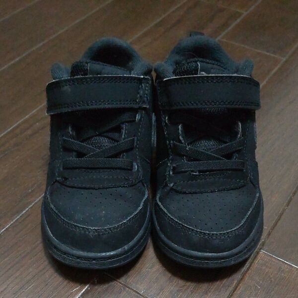 ナイキ NIKE ブラック 黒 15cm スニーカー