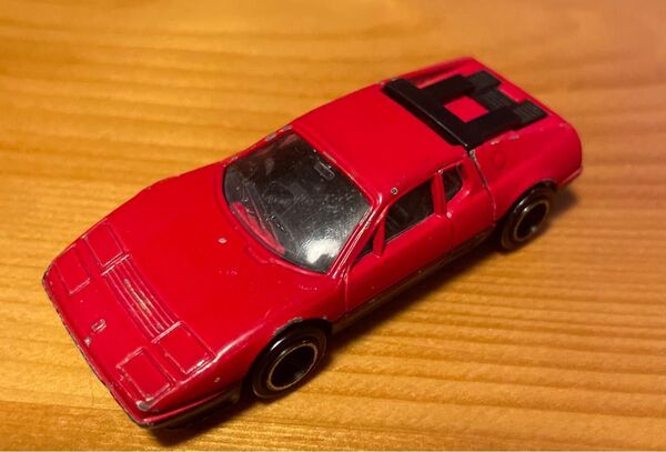 絶版トミカ フェラーリ512BB レアモデル