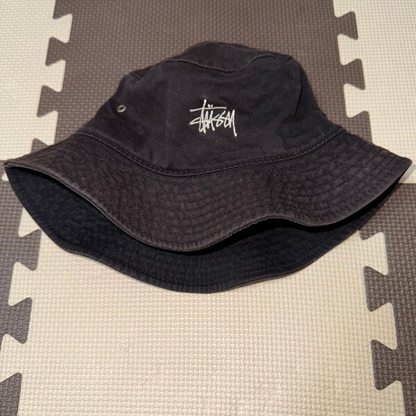 STUSSY ハット 黒 (サイズsmall/medium)