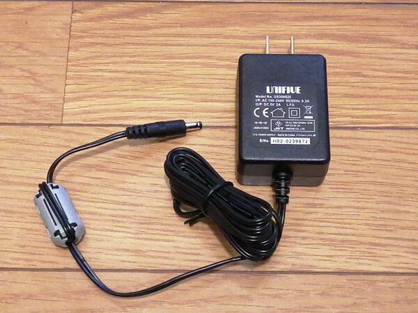 ユニファイブ 電源アダプター 5V-2A US300520