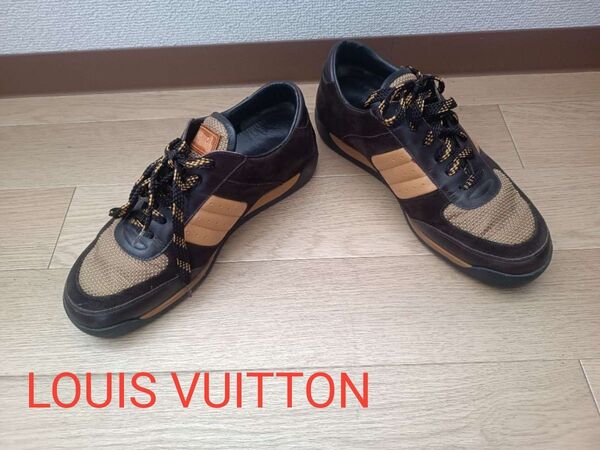 セール!!!【送料無料】美品 LOUIS VUITTON ルイヴィトン スニーカー 本革 スニーカー