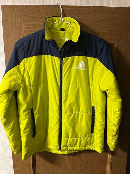 adidas 中綿ジャケット 150 イエロー 美品 早い者勝ち タイムセール価格 人気商品 薄手 春物商品