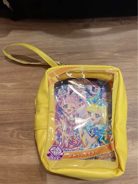 ひみつのアイプリ アイプリカード風ポーチ イエロー 新品タグ付き モーリーファンタジー