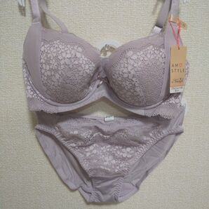 D70M ブラジャーショーツセット トリンプ アモスタイル ライトパープル ラベンダー ライラック 薄紫色 デイジーレース