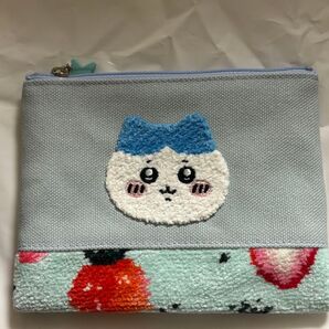 フェイラー×ちいかわ ハチワレストロベリードット ポーチ