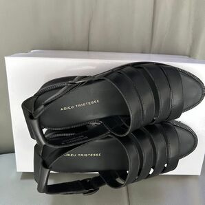 新品未使用 アデュートリステス サンダル